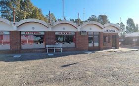 El Colonial Hotel